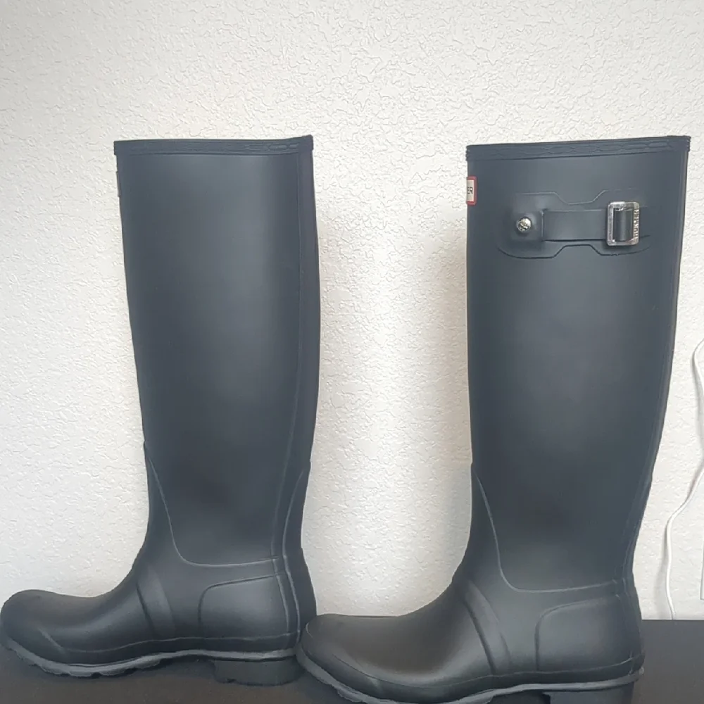 Hunter Black Tall Rain Boots - Picture 2 of 11